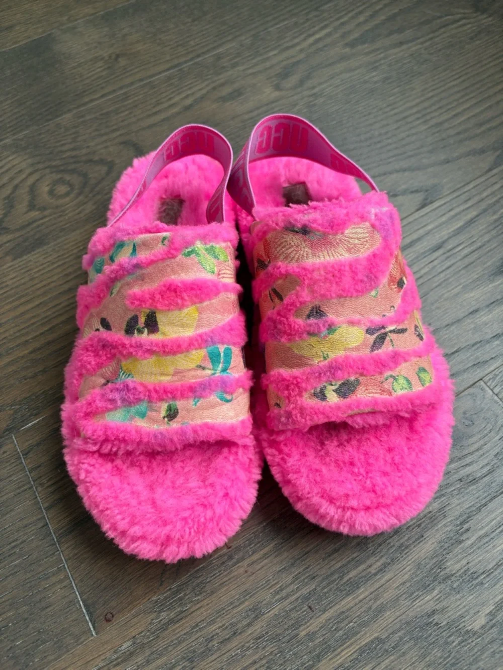 UGG Fluff Yeah Tiger Flower Slides Size 7 Taffy Pink - Picture 4 of 8